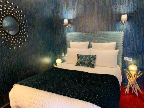 Lusignan Hotel | Discover Le Chapeau Rouge: Pet-Friendly with Breakfast Included