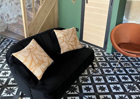 Autun House | Family-Friendly Stay at Le Chapitre - Rated 9.4/10
