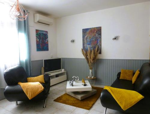 Bas-Vernet Apartment | Convenient Hotel Near Perpignan City Center and Beaches