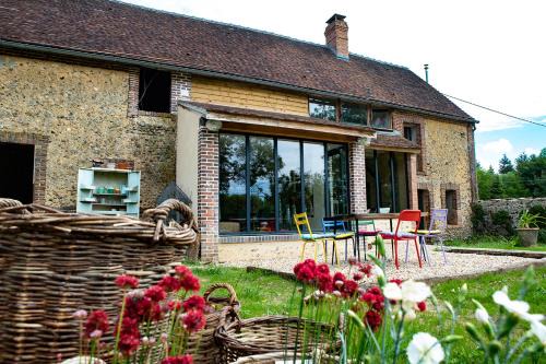 Tourouvre-au-Perche House | Pet-Friendly Retreat: Le Chat Qui Perche for 6 Guests