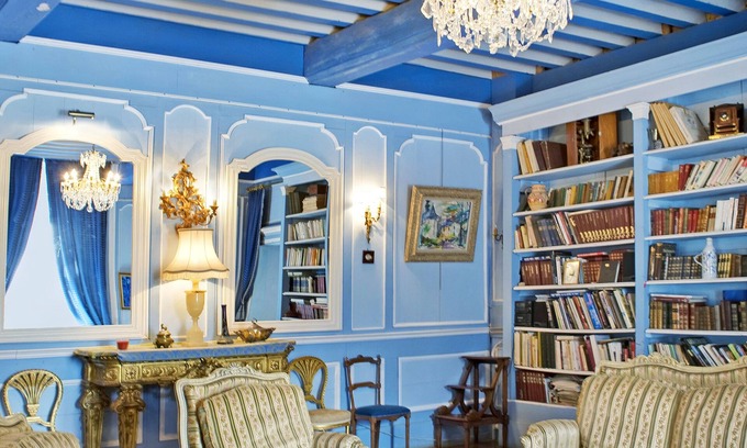 Poligne House | Experience Tranquility at le Chateau du Bois Glaume