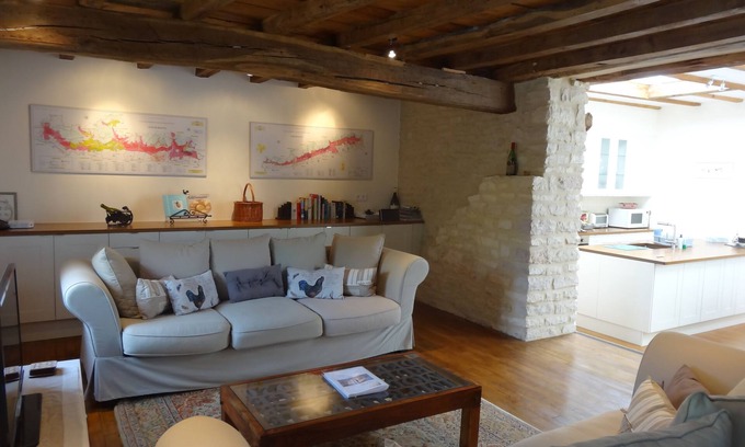 Puligny-Montrachet House | Experience Le Chevalier in Puligny-Montrachet - 10/10 Stay