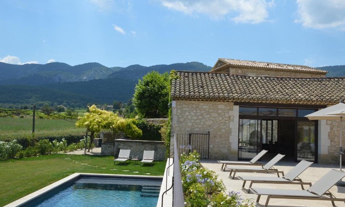 Oppede House | Experience Le Clos D'Olea: Oceanfront Oasis with Spa