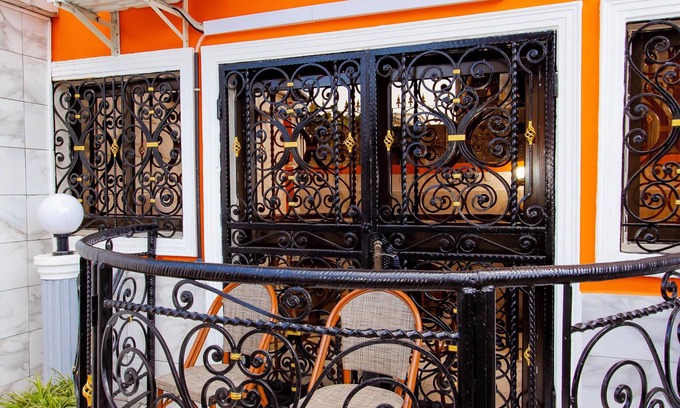 Douala Apartment | Relaxing Retreat at Le Clos D'or - 4-Star Apartments
