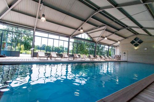 Equemauville Bed & Breakfast | Discover Le Clos de Grâce: Oceanfront Bliss & Spa Retreat