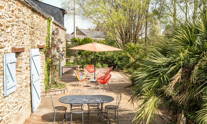 Missillac House | Oceanfront Escape at Le Clos de l'Etoile - 9.6/10 Rated!
