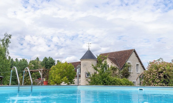 Cellettes Cottage | Unforgettable Getaway at Le Clos de la Bodice with Spa