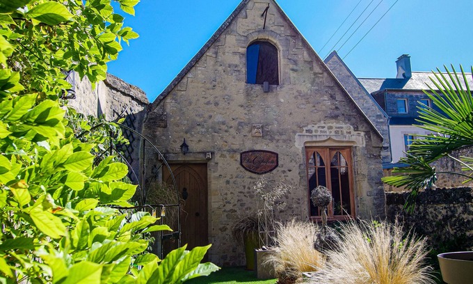 Bayeux Hotel | Top-Rated Le Clos de la Chapelle: Spa & Family-Friendly Stays