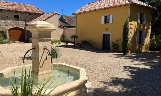 Clesse House | Oceanfront Retreat at Le Clos De Quintaine - Rated 9.5/10