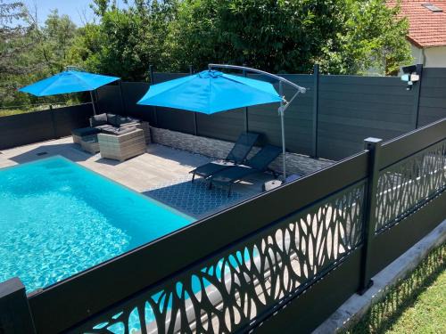 Corent House | Experience Le clos des Arvernes: Oceanfront Bliss Awaits