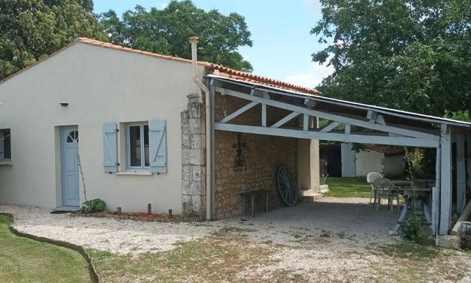Pons House | Family-Friendly Stay at Le Clos des Chevaliers - 9.4/10 Rated