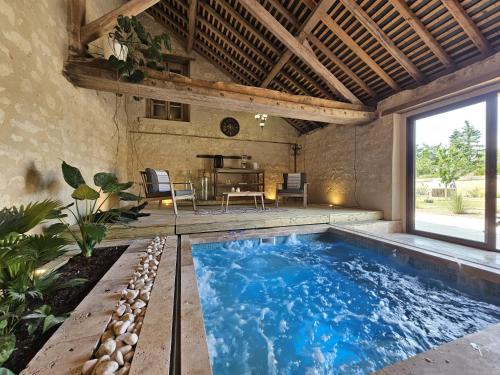 Bourgueil Bed & Breakfast | Relax at Le Clos des Oliviers with Hot Tub & Kitchen