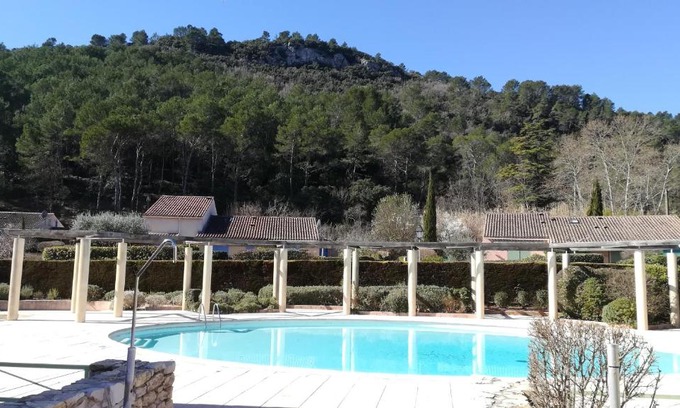 Vidauban House | Cozy Le Clos des Vignes: Family-Friendly with Pool Access