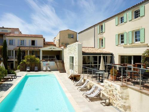Saint-Martin-de-Re Hotel | Explore Hôtel Le Galion: Oceanfront, Pet-Friendly Retreat