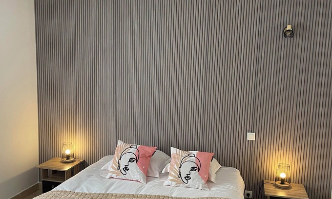 Le Thoronet Hotel | Experience Le Clos du Thoronet: Rated 9.2/10, Pet Friendly & Spa