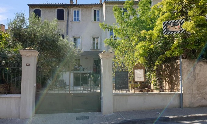 Bedoin Bed & Breakfast | Oceanfront Retreat at Le Clos Marceau - Rated 9.5/10!