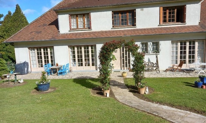 Gamaches House | Family-Friendly Le Clos Ronsard Suite with Top Guest Rating