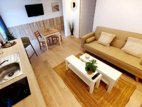 Bruz Apartment | Family-Friendly Retreat at Le Coco Playa - Guest Rated 8.8