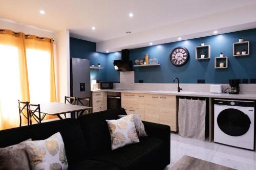 Capestang Apartment | Unforgettable Le Cocon Capestanais: Pet-Friendly Retreat