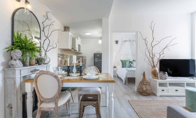 Santy - La Plaine Apartment | Relax at Le Cocon Champêtre Ré with Spa & Family Amenities