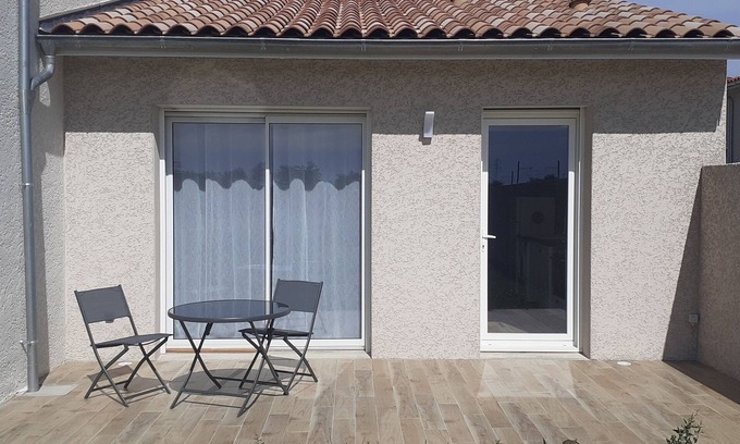 Guilherand-Granges House | Explore Le Cocon de Crussol: Terrace, Kitchen & Family Friendly