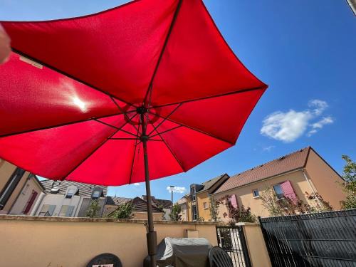 Torcy House | Experience Le Cocon du Centre Ville with Ocean Views