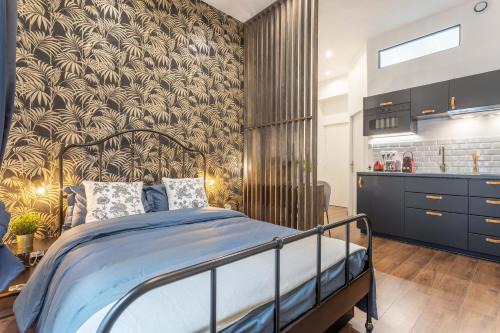 Vaise Apartment | Cozy Le Cocon Lita-Palace: Family-Friendly with Breakfast