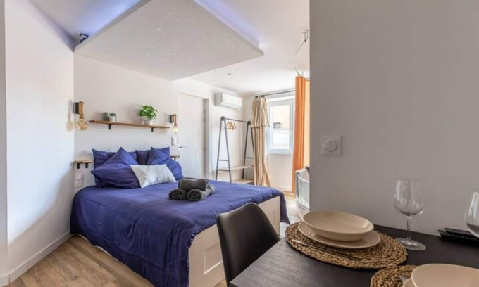 Thiers Apartment | Relaxing Getaway at Le Cocon Thiernois with Spa Amenities