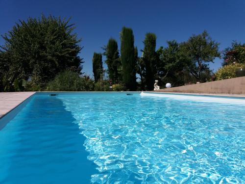 Salies-du-Salat House | Experience Comfort at Le Cocon Vert - 4-Star Oasis!