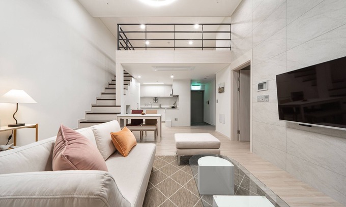 Yeosu Apartment | Discover Le Collective Yeosu: Rated 9.4 with Breakfast & More