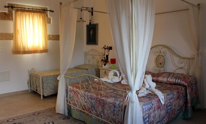 Presicce Apartment | Pet-Friendly Retreat at Le Colonie with 10/10 Guest Score