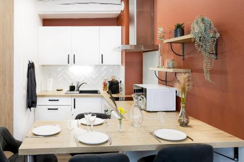 Provins Apartment | Experience Comfort at Le Constantin - Prime City Location