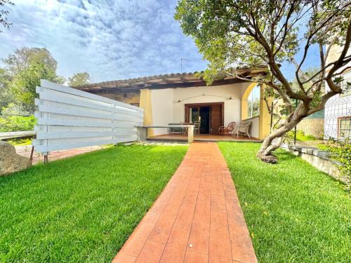 Torre di Bari House | Oceanfront Le Corti Sarde: Beachside Bliss Awaits