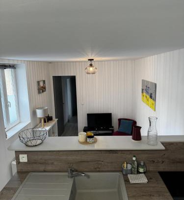 Bayeux Apartment | Delightful le Cozy Bayeusain: Pet & Child Friendly Escape