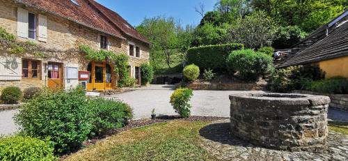 Toulouse-le-Chateau Bed & Breakfast | Experience Un D'Tour Jurassien: Pet-Friendly with Pool Access