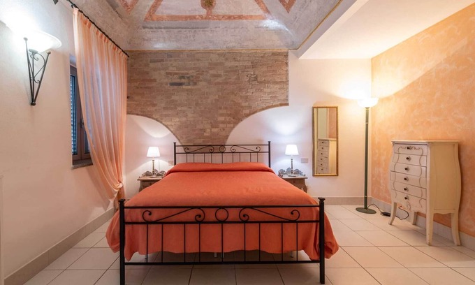 Ortona Apartment | Experience Comfort at Le Dimore Al Vecchio Teatro 2