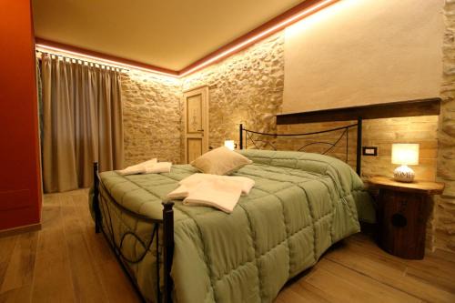 Castel Ritaldi House | Guest Favorite: Le Dimore dei Ritaldi with Pool & Breakfast