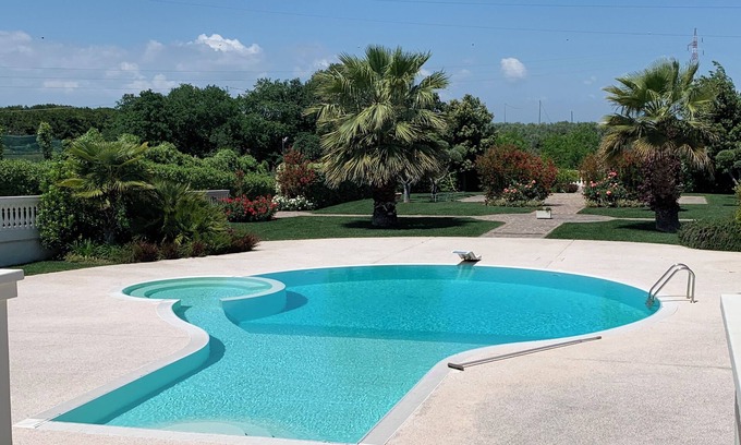 Ortona Apartment | Relax at Le Dimore di Giò with Spa and Pool Amenities