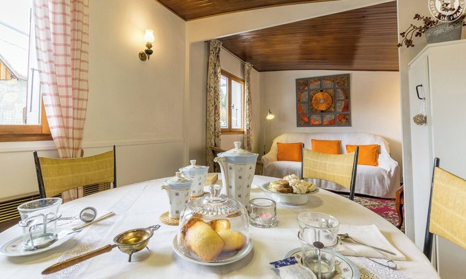 Entremont-le-Vieux House | Discover LE Domaine DE Menie: Pet-Friendly Retreat!