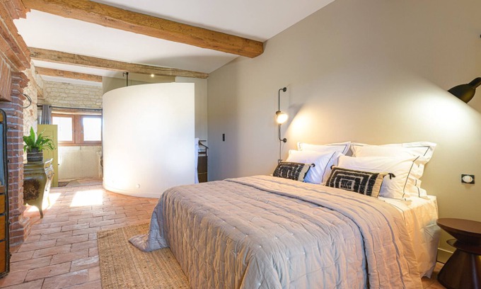 Bernac House | Cozy Scandinavian Microchalets with Kitchen & Breakfast