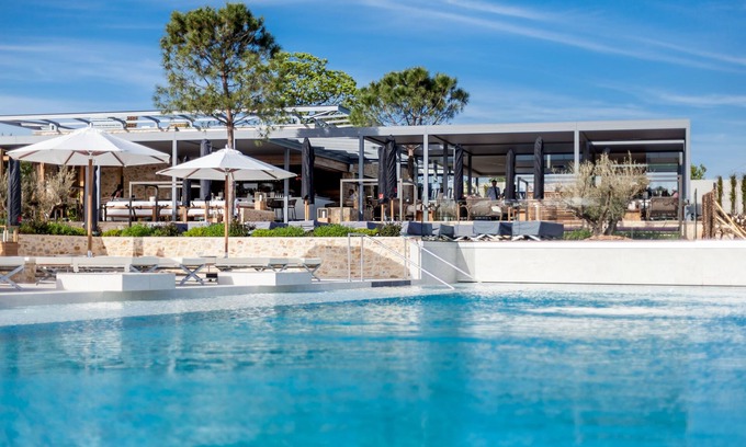 Castelnau-le-Lez Hotel | Indulge in Elegance at Le Domaine de Verchant Relais