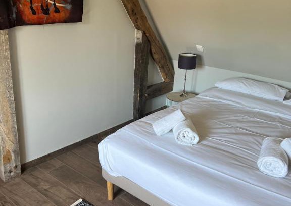 Blangy-le-Chateau Bed & Breakfast | Child-Friendly Retreat at Le Domaine des Bois - Rated 8.8