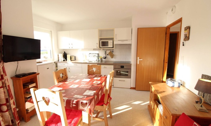 Gerardmer Apartment | Scenic Le Panoramique: Family-Friendly with Lake Views