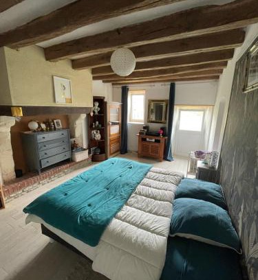 Marigne-Laille House | Cozy Queen Room near Circuit Mans with Kitchen & Pet Friendly