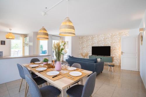 Montevrain Apartment | Discover Le Duplex - Rooftop Haven Near Disneyland