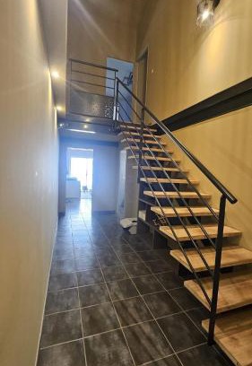 Le Peage-de-Roussillon Apartment | Le duplex du jardin des cils