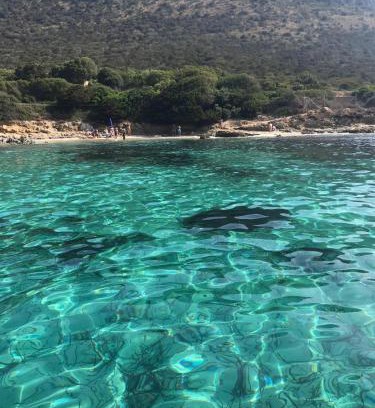 Porto Istana House | Oceanfront Escape at Le Farfalle with Family-Friendly Charm