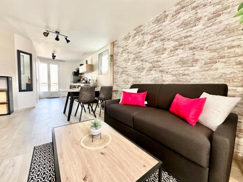 Limoges Apartment | Peaceful Le Feuillardier with Family-Friendly Amenities