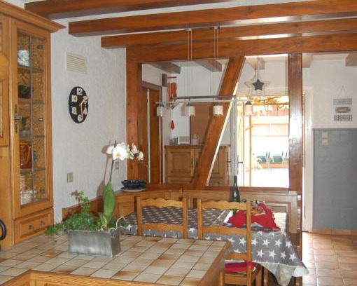 Obersaasheim House | Family-Friendly Le gîte à l'ombre du tilleul - 9.3/10 Rating