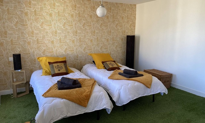 Bellegarde-en-Marche House | Discover Le Gîte de Lhorloge: Family-Friendly Retreat